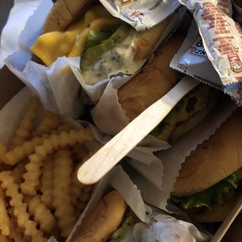 Shake Shack Highlands Ranch - Fast Food Near Me - Highlands Ranch, Colorado Shake Shack Highlands Ranch - Fast Food Near Me - Highlands Ranch, Colorado