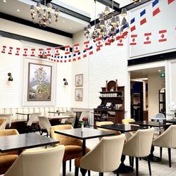 Paul Bakery, Cafe & Restaurant - My view | 08.19.26