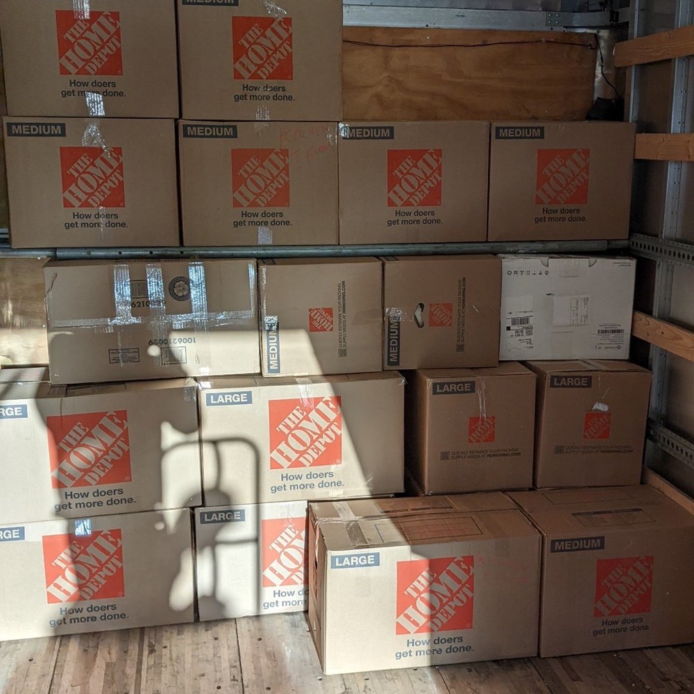 Nonstop Moving - Truck with half the boxes finished unloaded within an hour - Movers Near Me - Los Angeles, California