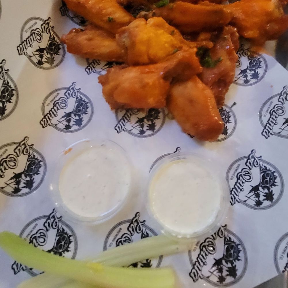 La Quinta Brewing Co - Buffalo Chicken Wings - Breweries Near Me - Palm Desert, California La Quinta Brewing Co - Buffalo Chicken Wings - Breweries Near Me - Palm Desert, California
