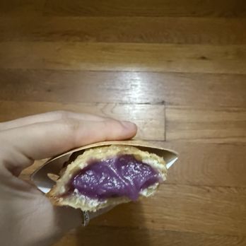 Jollibee - Ube Pie - Fast Food Near Me - Elmhurst, New York Jollibee - Ube Pie - Fast Food Near Me - Elmhurst, New York