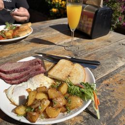 I had the eggs and tritip and a mimosa!