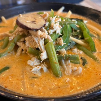 Aroy Thai Cafe - Red chicken curry. - Thai Near Me - Houston, Texas Aroy Thai Cafe - Red chicken curry. - Thai Near Me - Houston, Texas