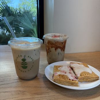 Bloom & Bean - Strawberry cardamom latte, Vanilla Bean whipped espresso and seasonal pop tart - Coffee & Tea Near Me - Mount Pleasant, South Carolina Bloom & Bean - Strawberry cardamom latte, Vanilla Bean whipped espresso and seasonal pop tart - Coffee & Tea Near Me - Mount Pleasant, South Carolina