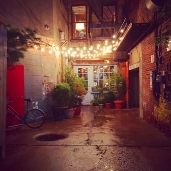 Freemans - Breakfast & Brunch Near Me - New York, New York