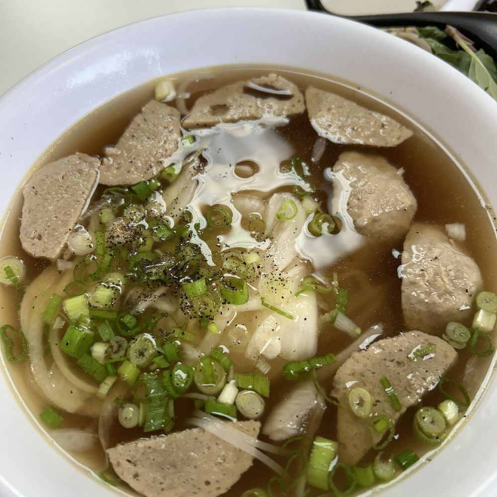 Q Tea Vietnamese Cafe - Pho bo vien- Meatball pho - Vietnamese Near Me - Arnold, Missouri