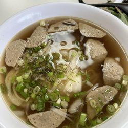 Q Tea Vietnamese Cafe - Pho bo vien- Meatball pho