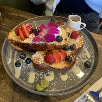 O2 Eatery - French Toast - Breakfast & Brunch Near Me - Berkeley, California