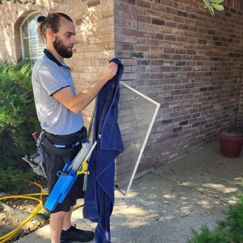 Snappy Window Cleaners - Screen trim cleaning and dusting - Window Washing Near Me