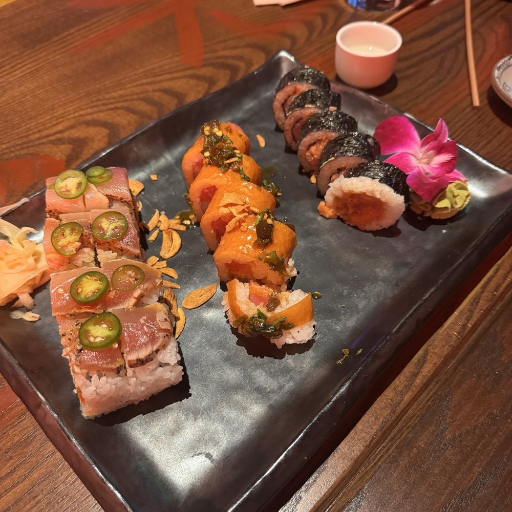 Blue Sushi Sake Grill - Sushi Bars Near Me - Surprise, Arizona