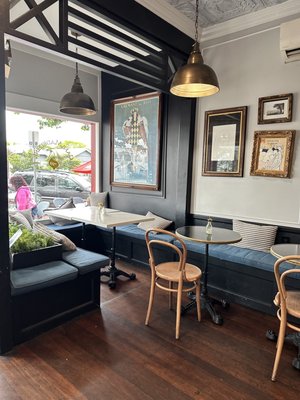 Café Madeleine South Park by null