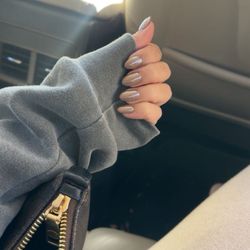 Luxury Nails & Spa