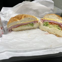 Anthony Deli Minimarket - Ham and cheese