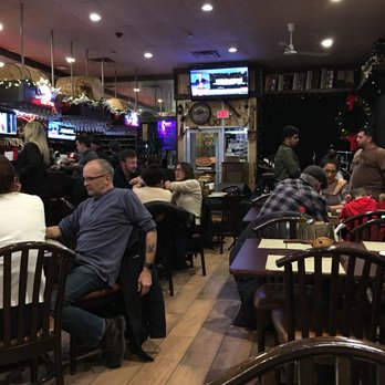 Sabor de Minas Restaurant - Center tables and chairs removed to open up a dance floor with a live band on he weekends. - Brazilian Near Me - Newark, New Jersey Sabor de Minas Restaurant - Center tables and chairs removed to open up a dance floor with a live band on he weekends. - Brazilian Near Me - Newark, New Jersey