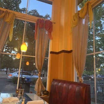 Himalayan - Corner windows looking out at green of square - Himalayan/Nepalese Near Me - Windsor, California Himalayan - Corner windows looking out at green of square - Himalayan/Nepalese Near Me - Windsor, California