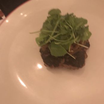 Fragments Cafè - Beef entree - Modern European Near Me - Barcelona, B