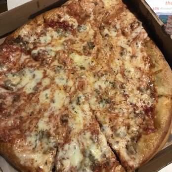 Alfredo's Pizza - Pizza Near Me - Morton, Pennsylvania