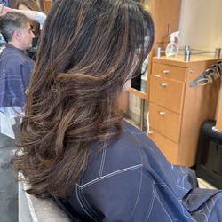 Jon Paulo Salon