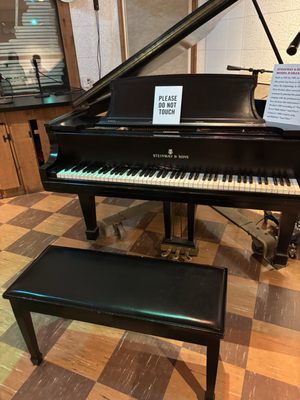 Historic RCA Studio B by null