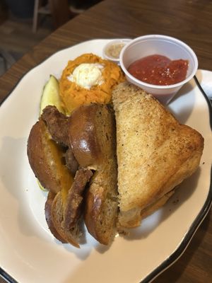 Bunkhouse Bar & Grill by null