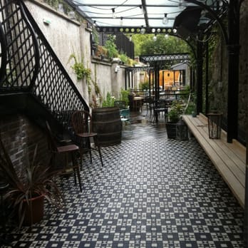 Bridies General Store & Bar - Convenience Stores Near Me - Kilkenny, KK
