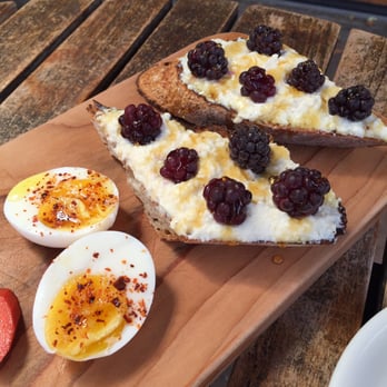 Bartavelle Cafe - Bellwether Ricotta Toast - Coffee & Tea Near Me - Berkeley, California