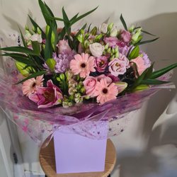Betty's Flower House - Beautiful bouquet.