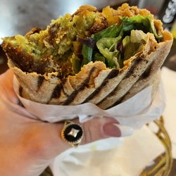 Zweistrom - Vegan Falafel Wrap