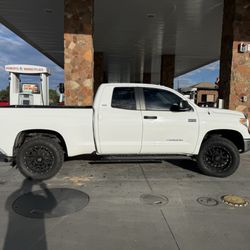Courtesy Auto Sales