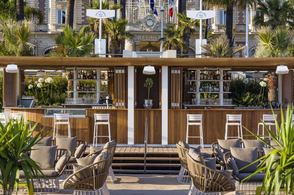 Riviera Restaurant by null