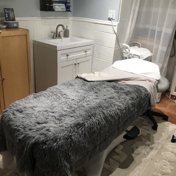 Skincare by the Cove - Cozy little escape where the magic happens - Skin Care Near Me - Solana Beach, California Skincare by the Cove - Cozy little escape where the magic happens - Skin Care Near Me - Solana Beach, California
