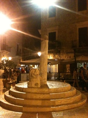 Piazza Mercantile by null