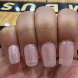 LumiGarnet NailSpa
