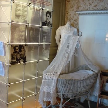 Einsteinhaus - Einstein's baby crib - Landmarks & Historical Buildings Near Me - Berne, BE