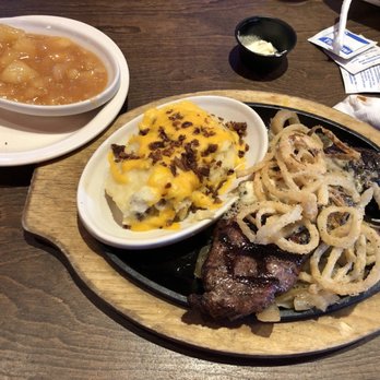 Logan's Roadhouse - Steakhouses Near Me - Houston, Texas