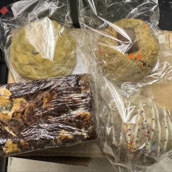 PDX Cookie Co - Bakeries Near Me - Portland, Oregon