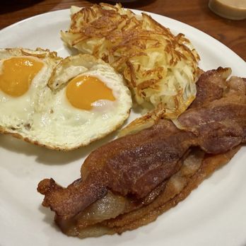 Armon's Restaurant - Bacon and Eggs - Breakfast & Brunch Near Me - Los Angeles, California Armon's Restaurant - Bacon and Eggs - Breakfast & Brunch Near Me - Los Angeles, California