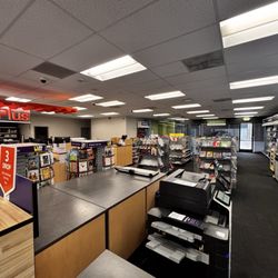 FedEx Office Print & Ship Center