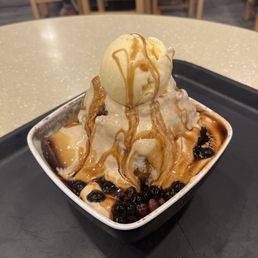 Black Sugar Boba Milky Shaved Ice (Medium) Black Sugar Boba Milky Shaved Ice (Medium)