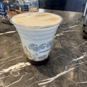 Caffe Luxxe - Iced Latte - Coffee & Tea Near Me - Culver City, California