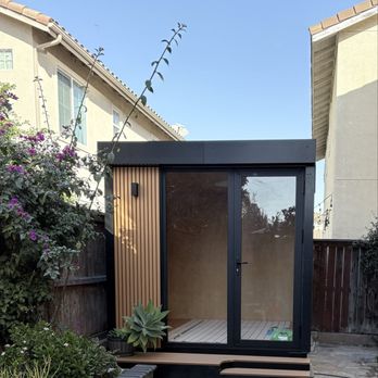 ArqTerra Landscaping - Actual pod - Landscape Architects or Designers Near Me - Long Beach, California