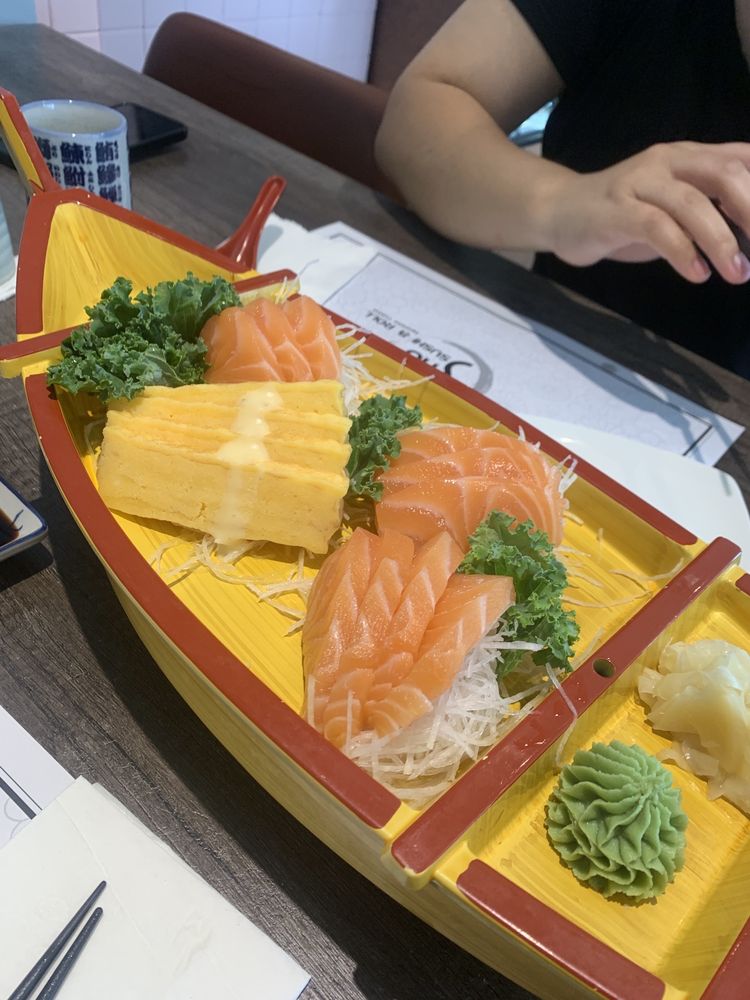 Sho Sushi & Roll Logo