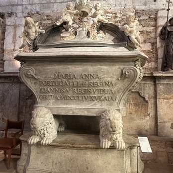 Museu Arqueológico do Carmo - Photo 6: Roman crypt - Museums Near Me - Lisbon, 11 Museu Arqueológico do Carmo - Photo 6: Roman crypt - Museums Near Me - Lisbon, 11