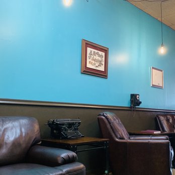 Il Primo Espresso Caffe - Inside - Breakfast & Brunch Near Me - Wichita, Kansas Il Primo Espresso Caffe - Inside - Breakfast & Brunch Near Me - Wichita, Kansas