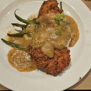 1885 Grill - Southern fried chicken - Seafood Near Me - Chattanooga, Tennessee