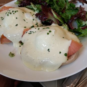 Somerset - Salmon benedict - American Near Me - Chicago, Illinois Somerset - Salmon benedict - American Near Me - Chicago, Illinois