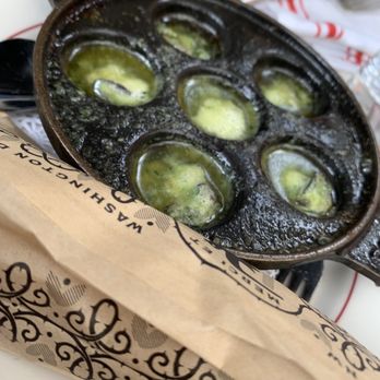 Le Diplomate - Brasseries Near Me - Washington, DC, District of Columbia