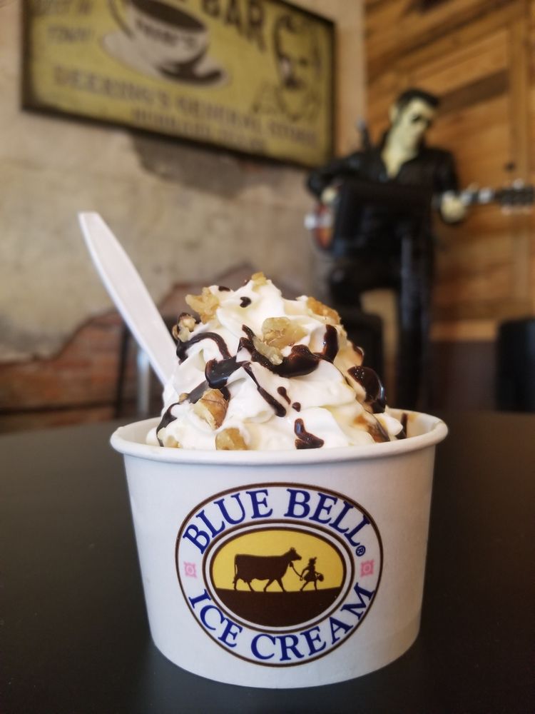 Deering's General Store & Nib's Coffee Bar Logo