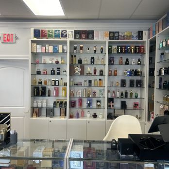 Triple Traders Perfumes - Perfume Near Me - Bridgeview, Illinois Triple Traders Perfumes - Perfume Near Me - Bridgeview, Illinois