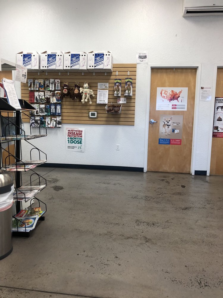 VALLEY VETCO 12 Photos & 26 Reviews 413 Montano Rd NE, Albuquerque